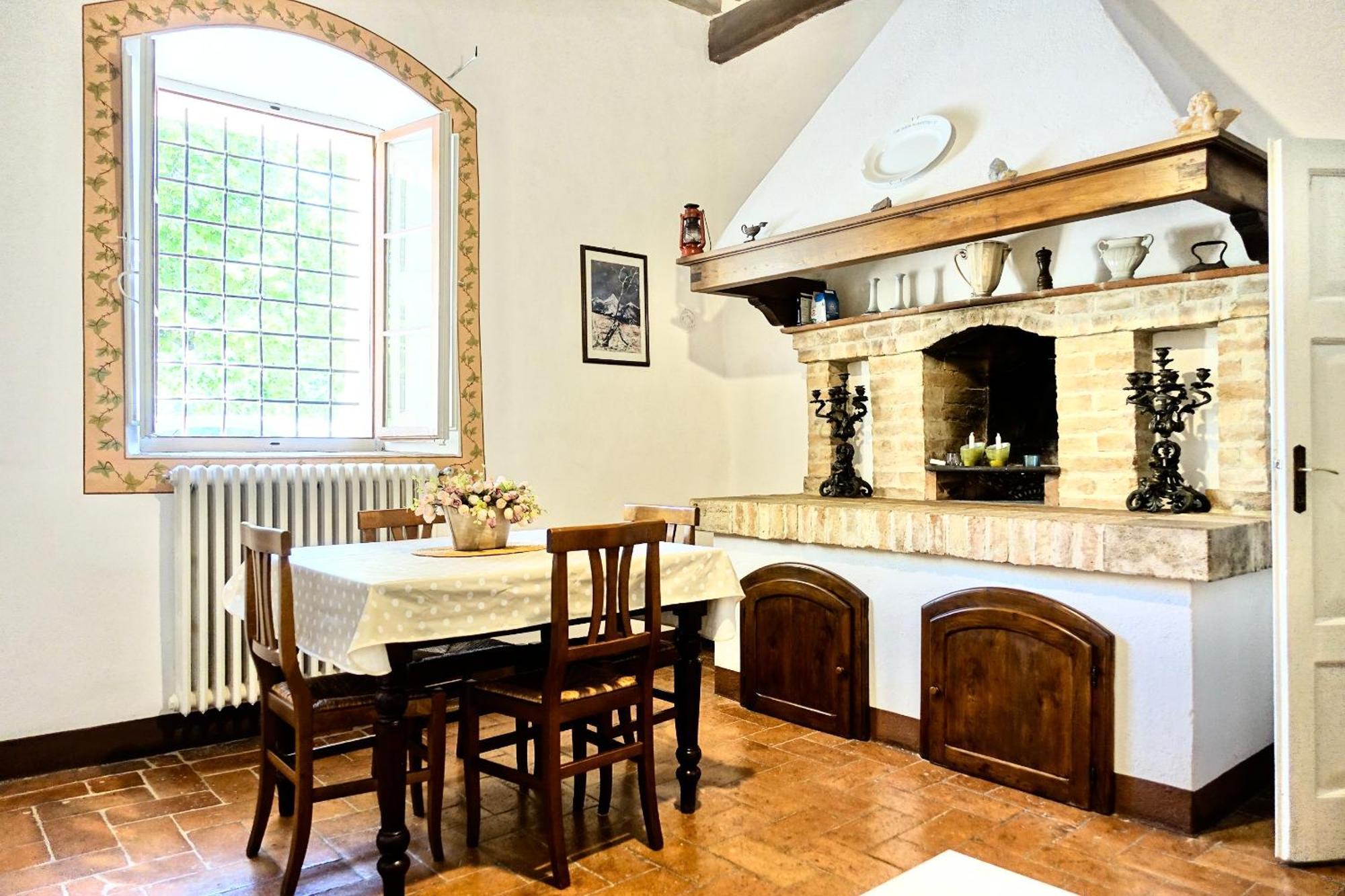 Villa Buonsignori - Wine & Olive Oil Farm Корсано Экстерьер фото
