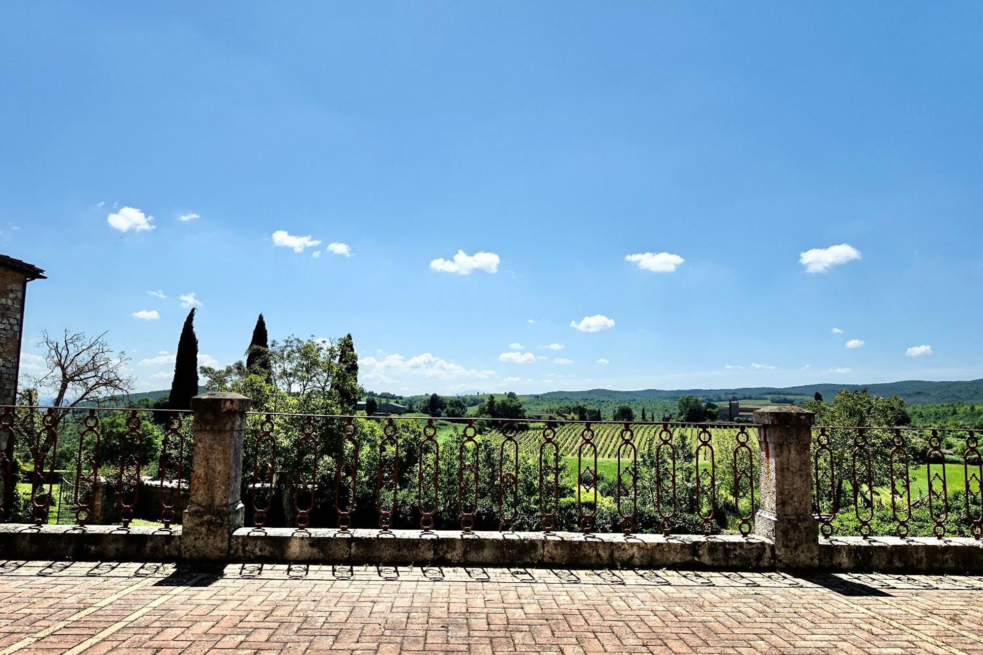 Villa Buonsignori - Wine & Olive Oil Farm Корсано Экстерьер фото